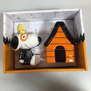 Snoopy Halloween Salt and Pepper Shakers